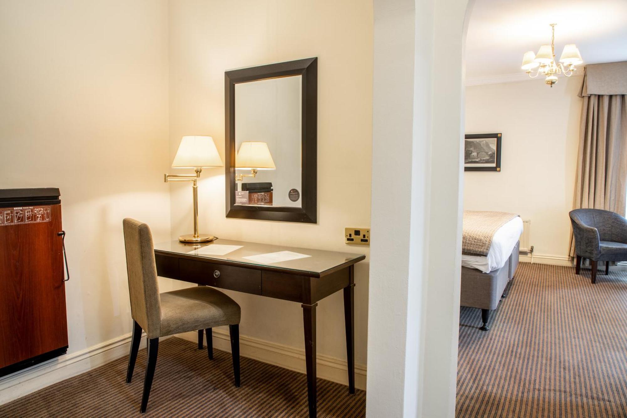 Park House Hotel 쉬프날 외부 사진