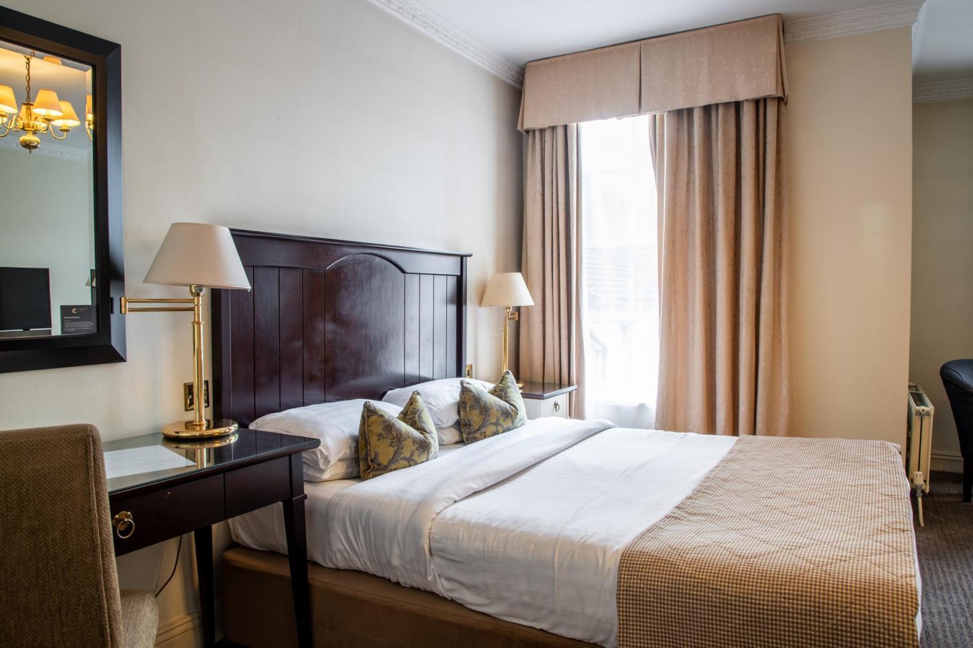 Park House Hotel 쉬프날 외부 사진