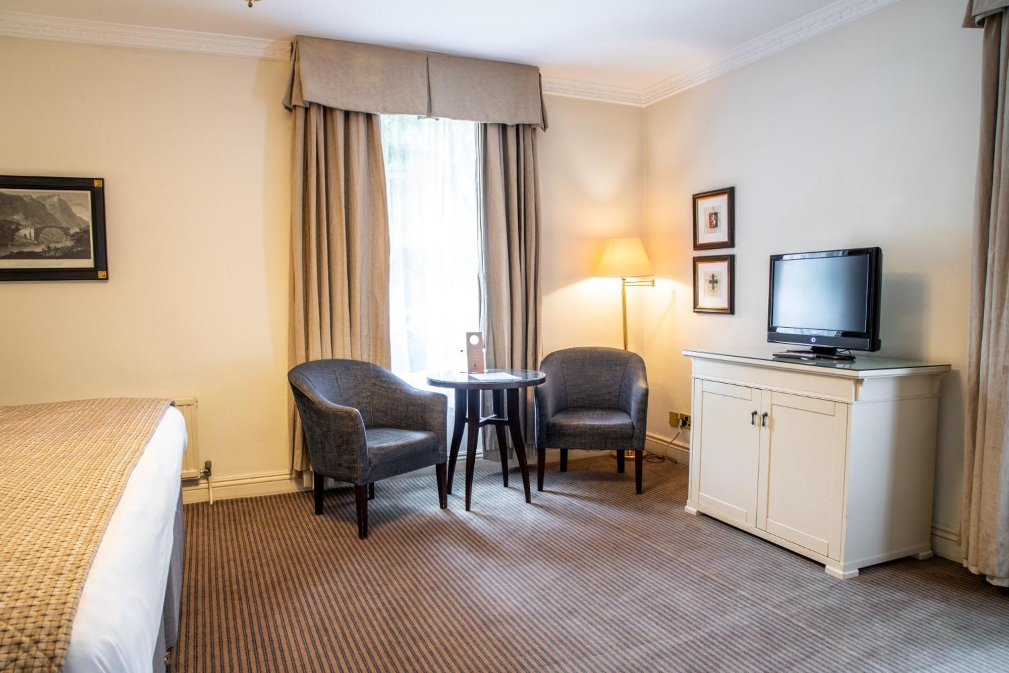 Park House Hotel 쉬프날 외부 사진