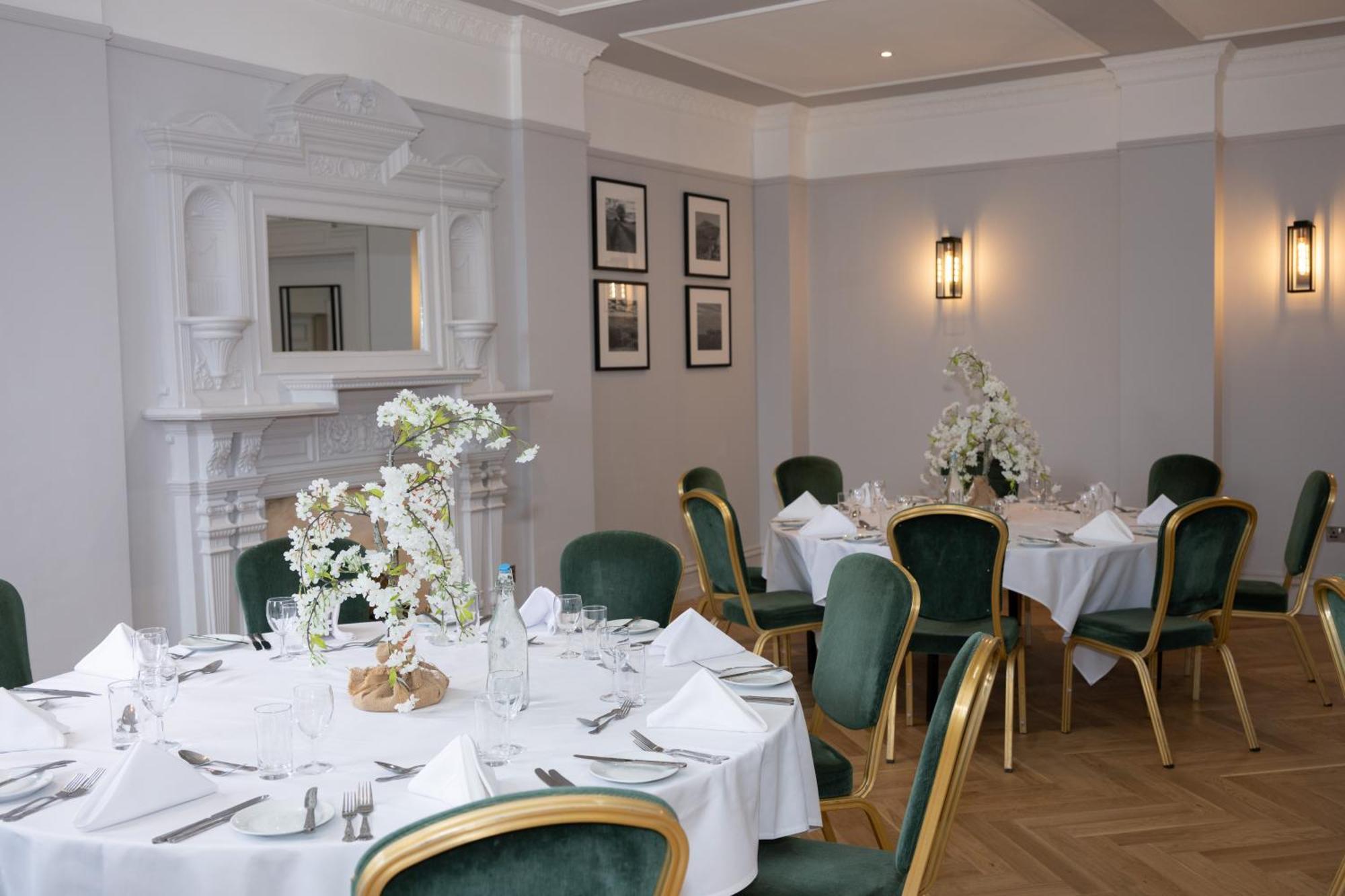Park House Hotel 쉬프날 외부 사진